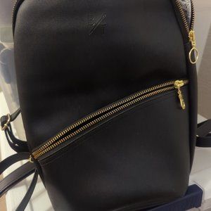 ByTavi black backpack - like new